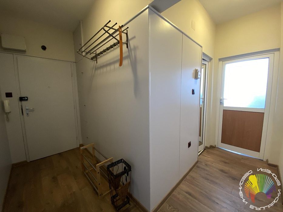 Дава се под наем Двустаен апартамент в Бургас, Лазур - 64 кв.м за 382.5 € - Снимка #4