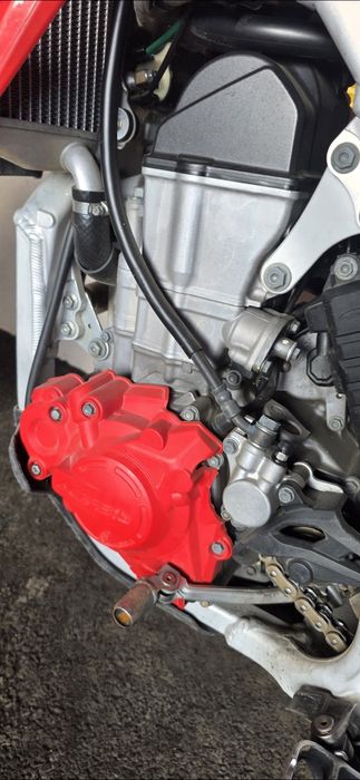 Хонда црф 450   2023г.декември.бартер е възможен.