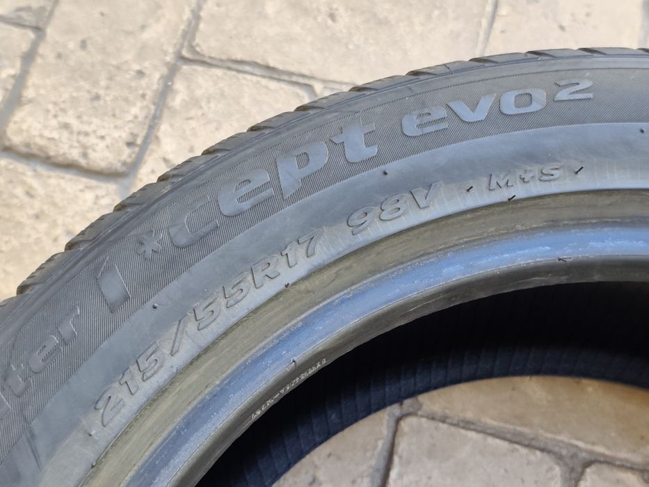 Зимни гуми Hankook 215/55/17 Winter icept Evo 2