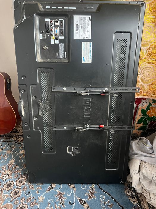 Продается телевизор самсунг