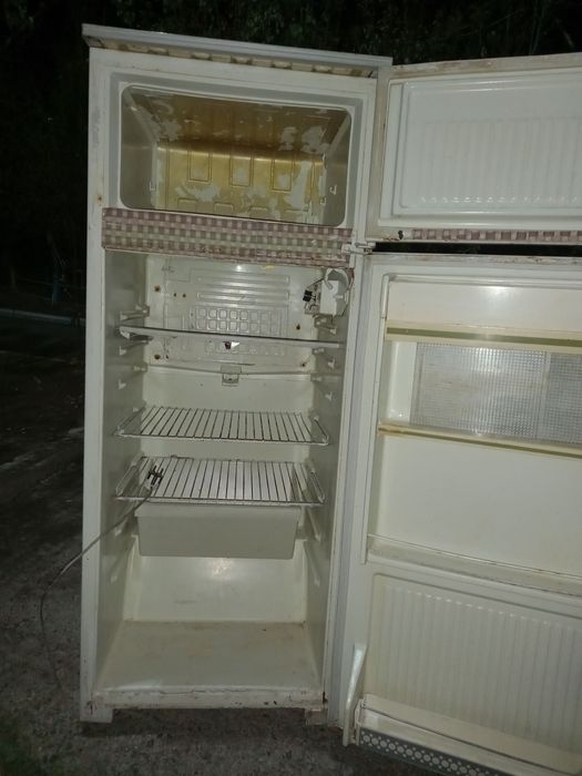 Продаётся Холодильник в рабочем состоянии.