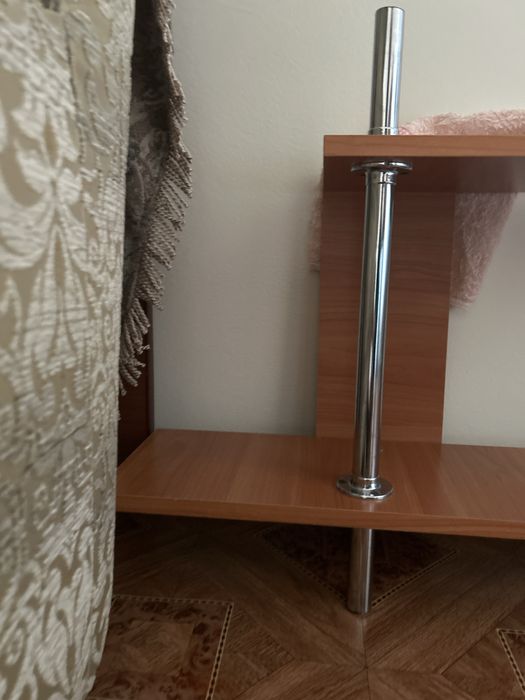 Продам настенные полки