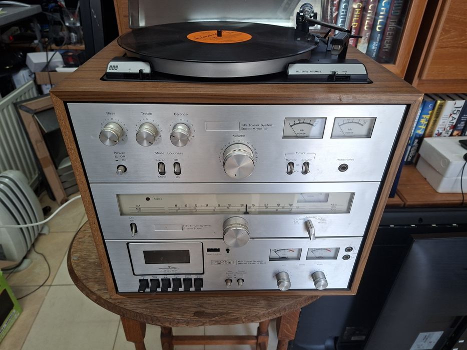 Усилвател,тунер ,дек ,грамофон