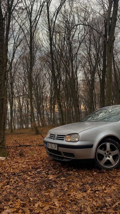 Volkswagen Golf 2004 diesel, 1.940 € — imagine 2