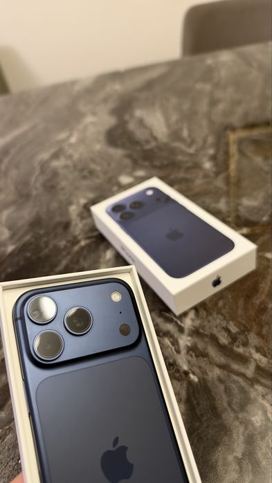 iphone 17 pro blue 256gb 100% батерия