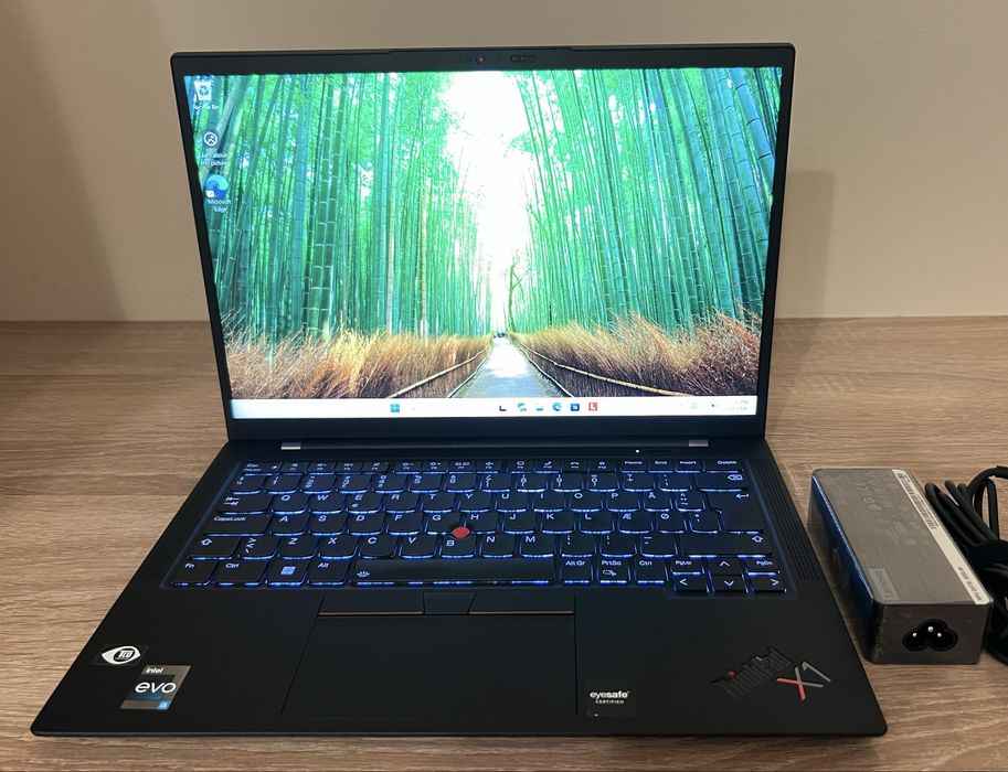 Lenovo Thinkpad X1 Carbon Gen10 i5 12th 14,2” TOUCH Portabil ! Gen8