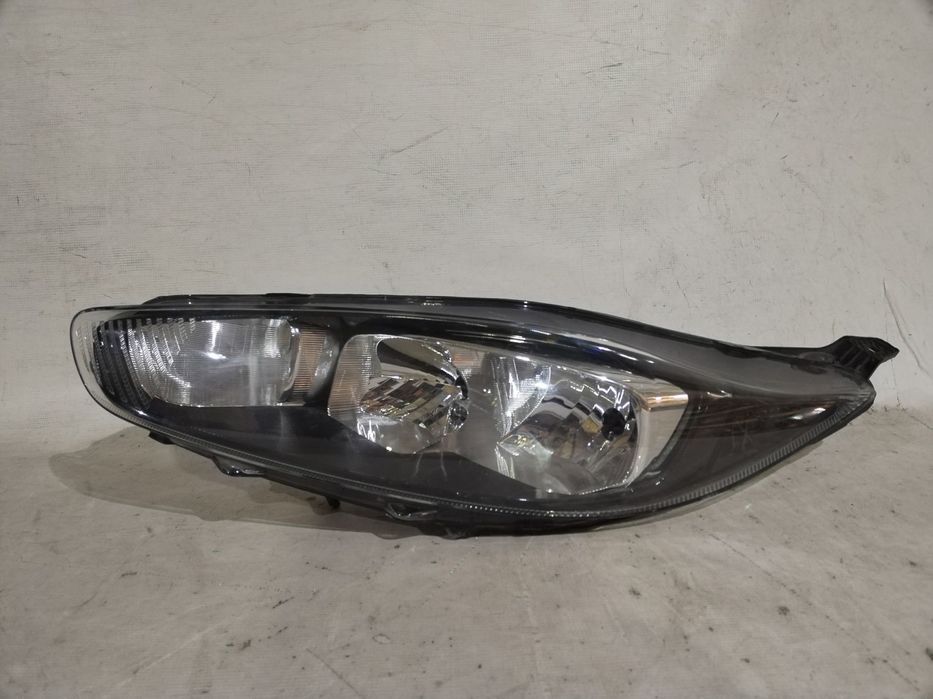 Far stanga Ford Fiesta, 2013, 2014, 2015, 2016, 2017.