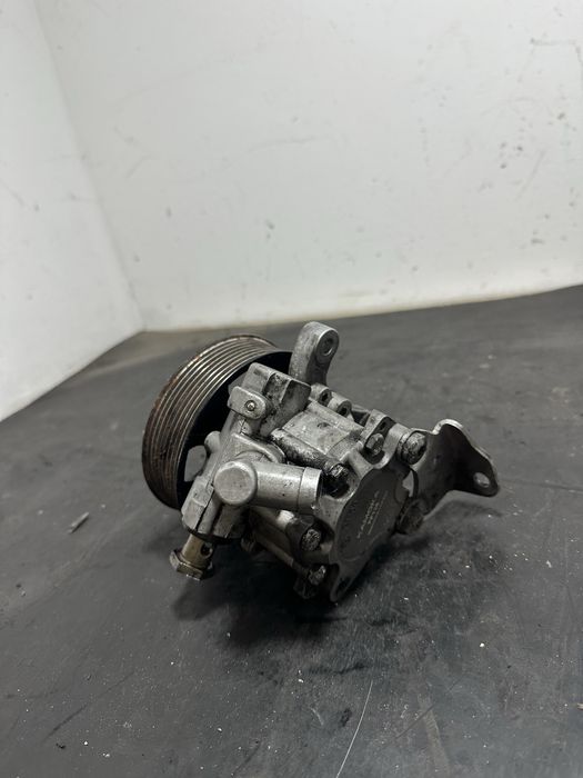 Pompa servo servodirectie Mercedes Sprinter 3.0 CDI Sprinter 318 319