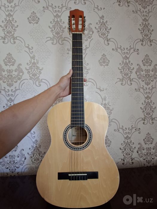 Gitara sotiladi nomi devisev