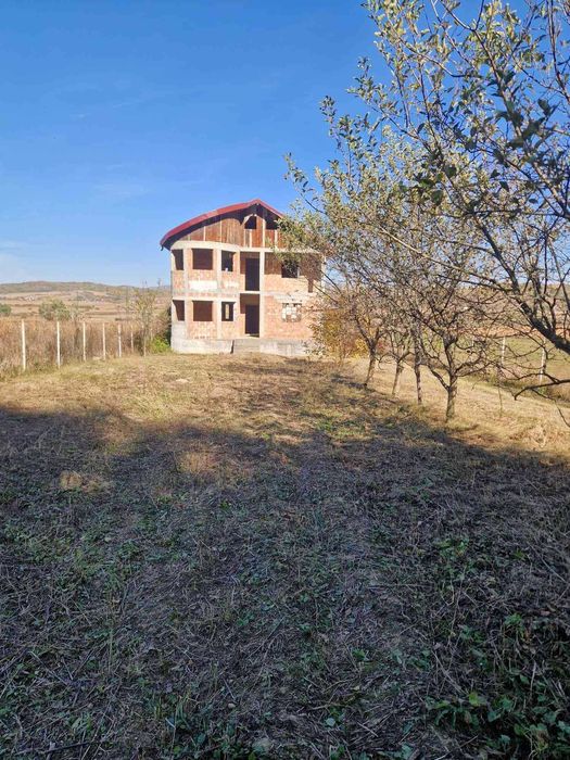Casa de vanzare