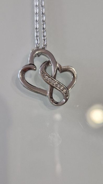 Сребърни колиета с висулка