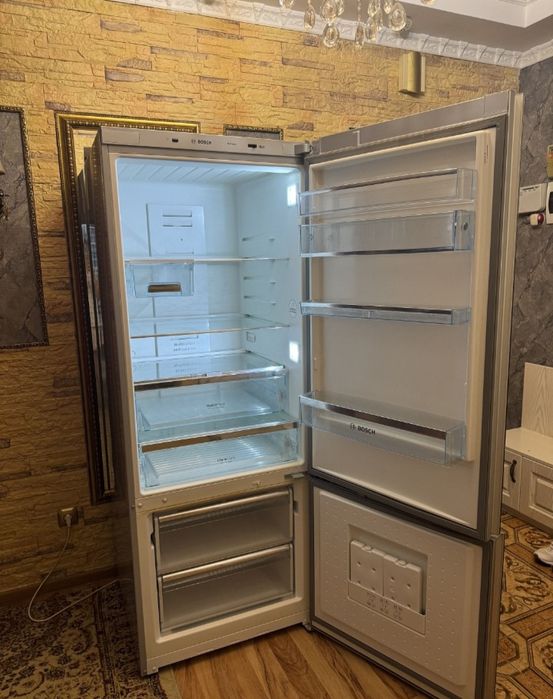 Холодильник BOSCH