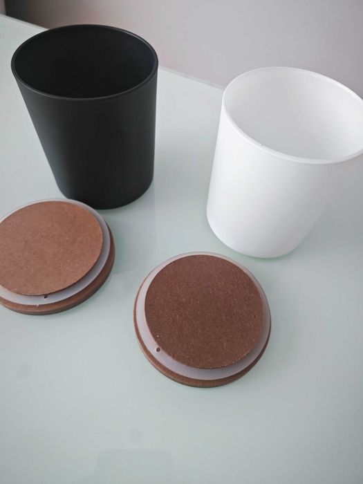 Буркан с капак 300мл