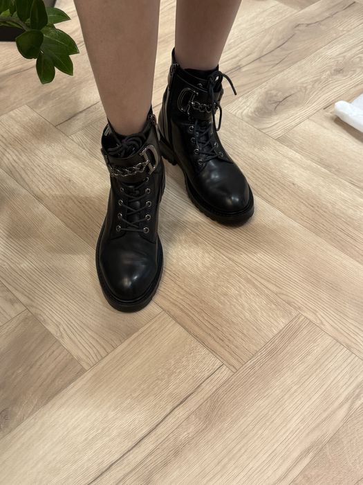 Продам ботинки Basconi