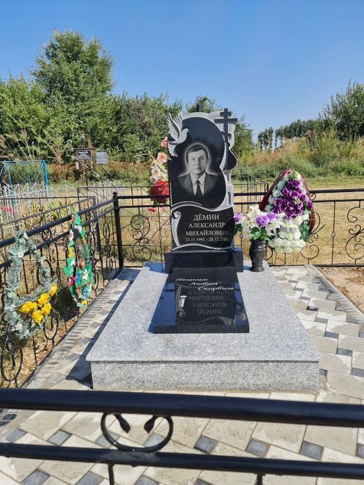 Памятники ! Гарантируем высокое качество