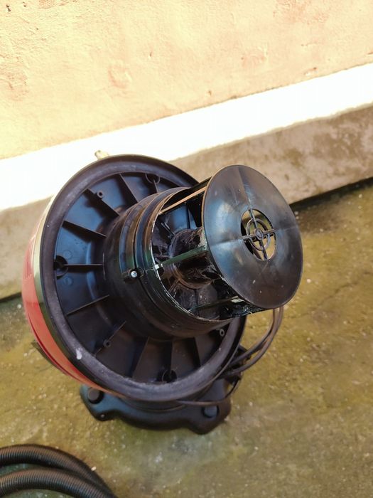 Aspirator umed uscat ENERGO 3563W, 20l