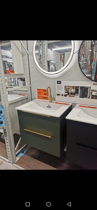 Vand dulap ingust baie