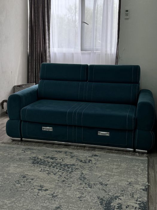 Продам диван расклданой механизм есть