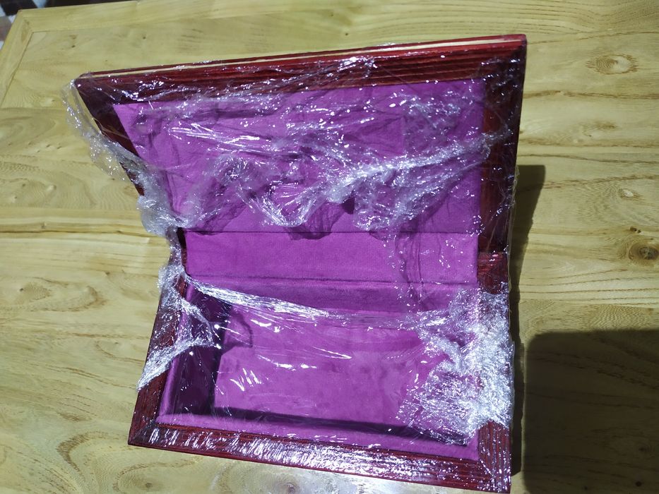 Шкатулки для украшений