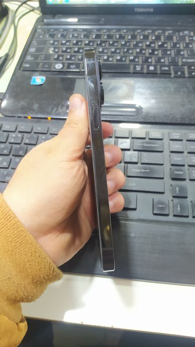 14 pro maks 93 yomks 1 qul ishlatilgan