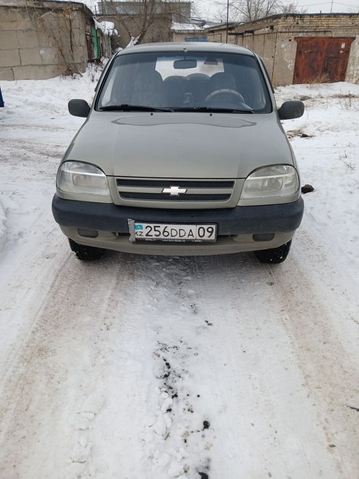Продаю автомашину Нива Шевроле
