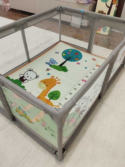 Продам игровой манеж детский