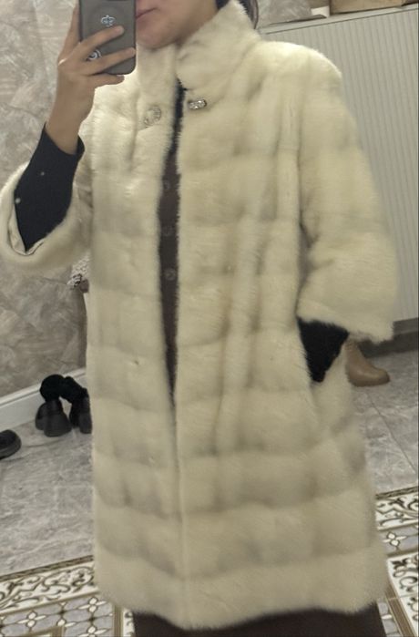 Продается норковая шуба