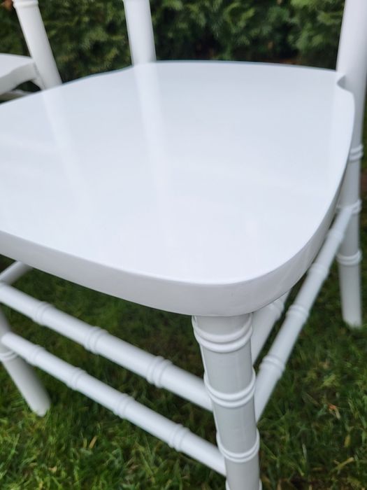 Продават се 145 броя дървени стола Шивари