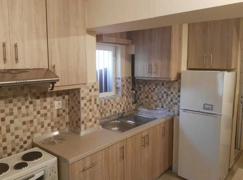 Дава се под наем Едностаен апартамент в Пловдив, Христо Смирненски - 37 кв.м за 153 € - Снимка #2