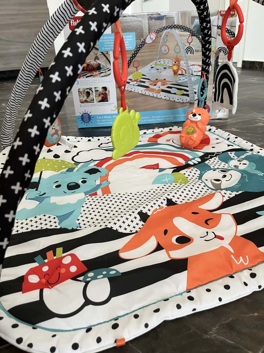 Salteluta, centru si pernuta pentru activitati bebelus (tummy time)