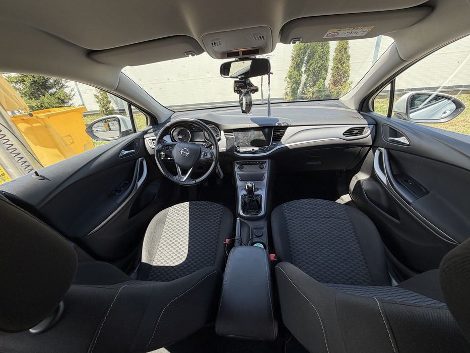 OPEL  ASTRA  K 2017