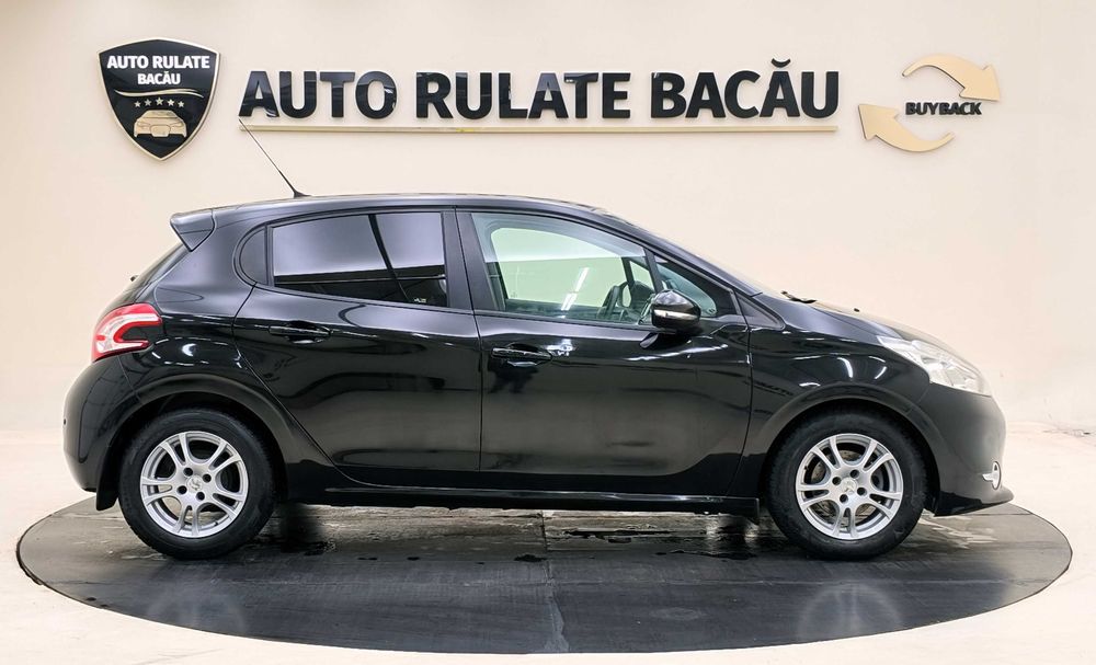 PEUGEOT 208 2012 — imagine 21