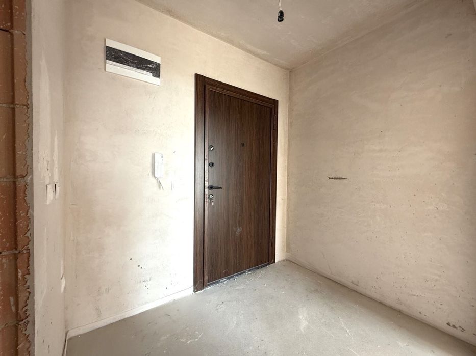 Продава се Двустаен апартамент в Варна, Бриз - 63 кв.м за 2151 €/кв.м - Снимка #1