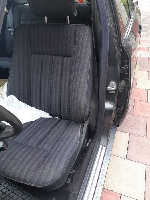 Mercedes Benz W124