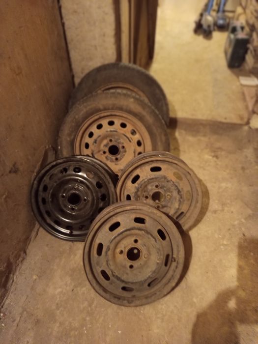 Джанти 14 цола свалени от Хонда Сивик!