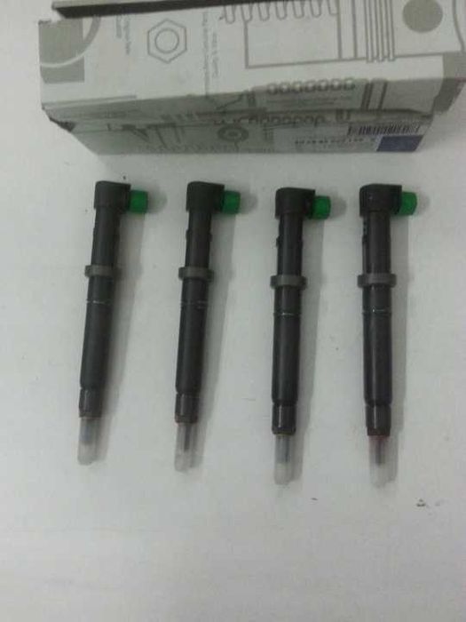 DELPHI дизел дюза инжектор CDI Mercedes GLK CLS E C-Class W204 W212