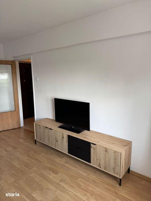Garsonieră 42mp, cu balcon și aer condiționat