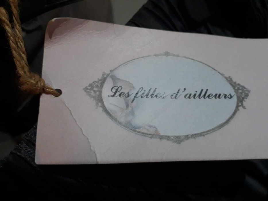 Fusta designer roman Gabriela Lissillour