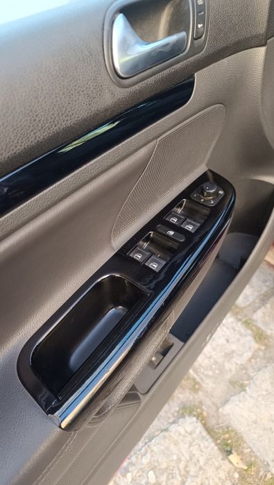 Продавам Голф 5 GTI 2.0 TFSI 200кс. бензин на ЧАСТИ имам над 16 Голф 5