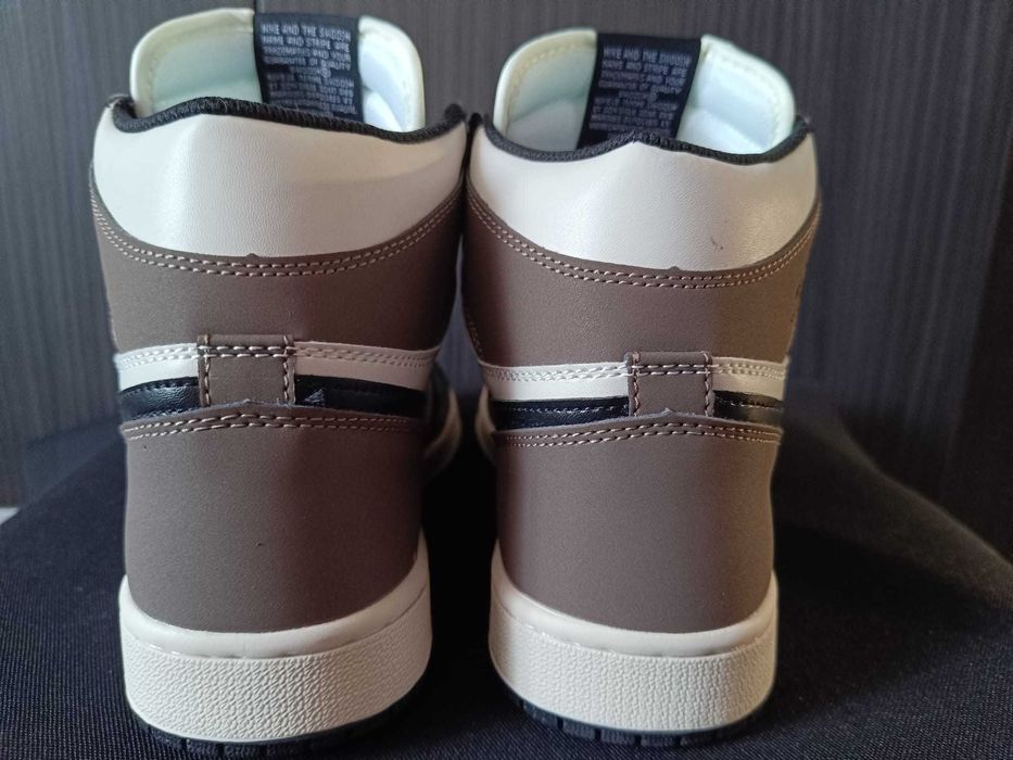 Air Jordan 1 Dark Mocha