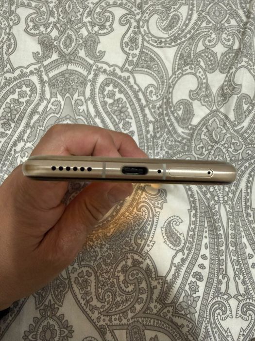 Huawei pura 80 ultra cu garanție