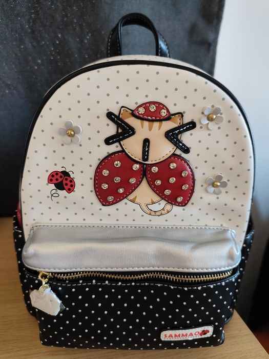 Кожени раници различни