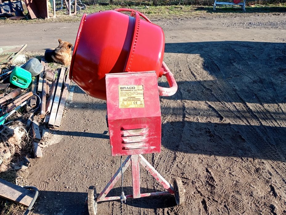 Betoniera braco 140l