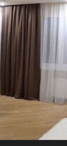 Продается шторы 3 шт срочна
