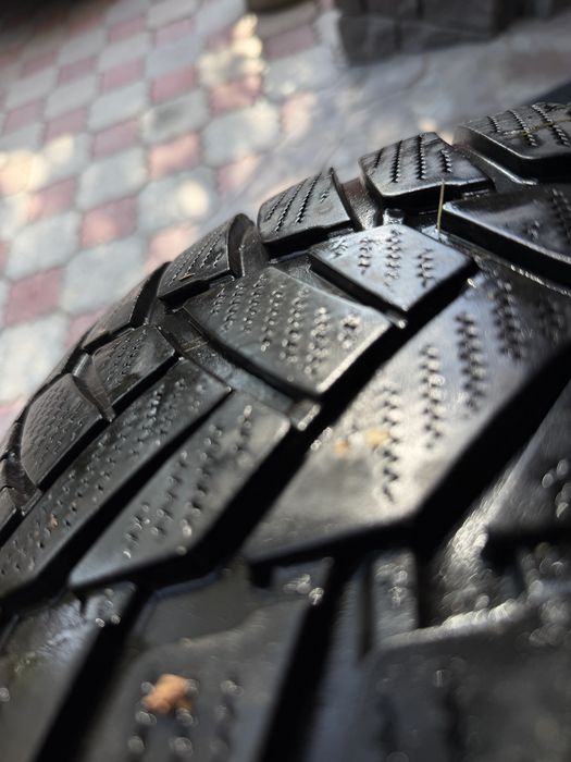 Шина Dunlop Grandtrek