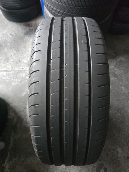 Goodyear 235/45 R19 99H vară