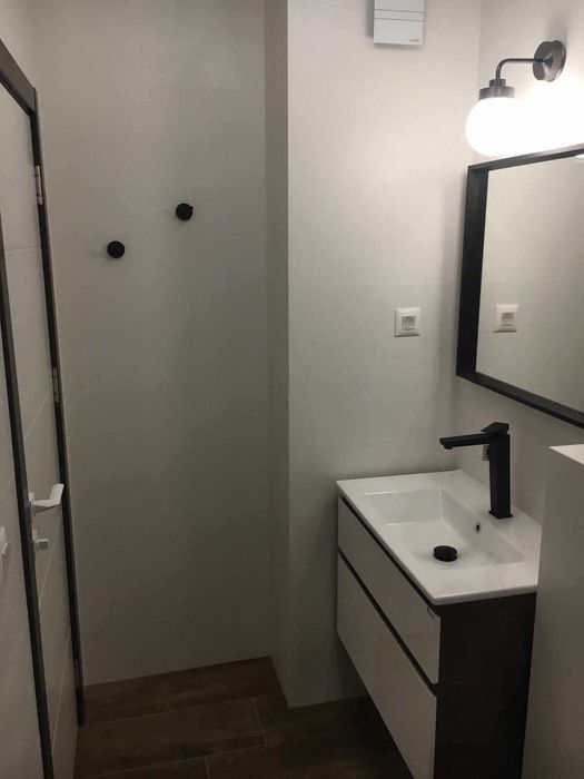 Дава се под наем Тристаен апартамент в София, Студентски град - 100 кв.м за 1000 € - Снимка #3