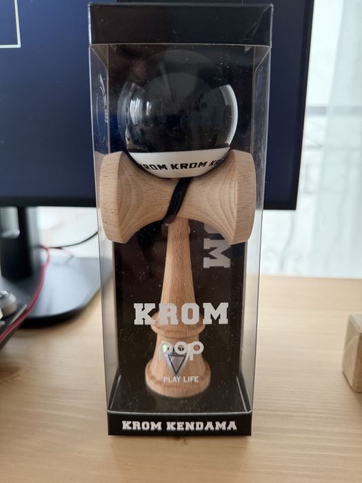 Kendama Krom Pop Neagra Originala !