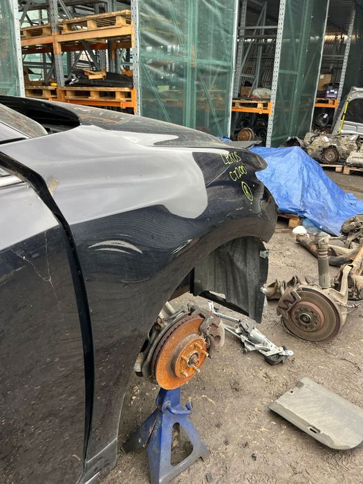 Lexus CT200H Батерия броня фарове  стопове волан капак калници