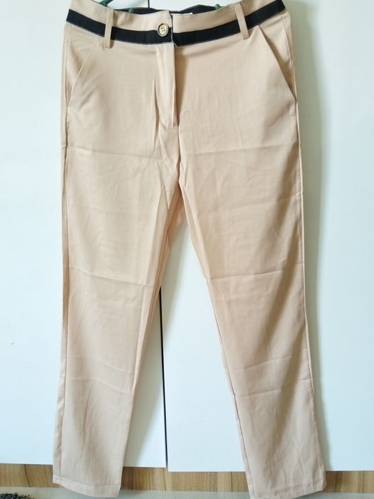 Дамски панталони и дънки